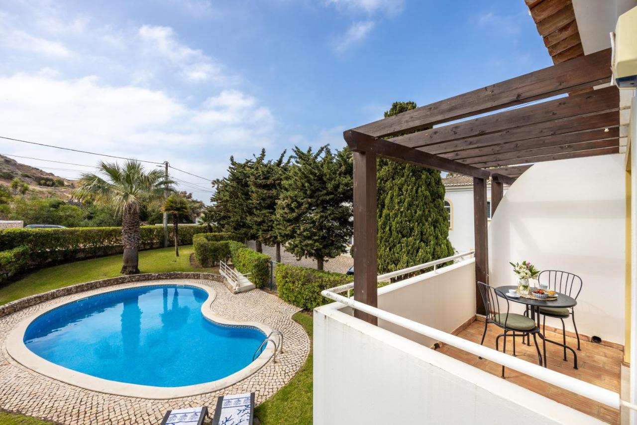 Coolhouses Luz, 3 Bed Linked House, Shared Pool, A Stone'S Throw Of The Sea, Casa Sirrah Dış mekan fotoğraf