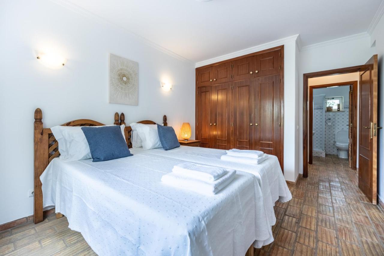 Coolhouses Luz, 3 Bed Linked House, Shared Pool, A Stone'S Throw Of The Sea, Casa Sirrah Dış mekan fotoğraf