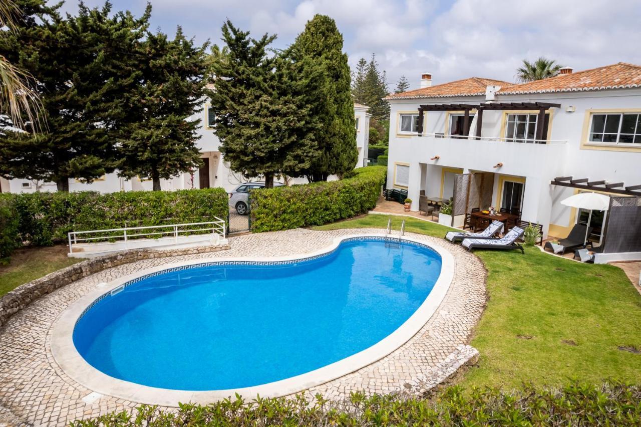 Coolhouses Luz, 3 Bed Linked House, Shared Pool, A Stone'S Throw Of The Sea, Casa Sirrah Dış mekan fotoğraf